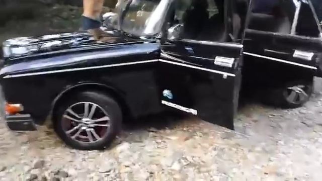 Cuando amas tu Moskvich jolla Baracoa-Cuba смотреть онлайн