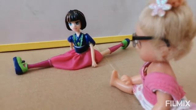 Пауза челлендж в школе😯! 2 по физкультуре 🙁 смотреть онлайн