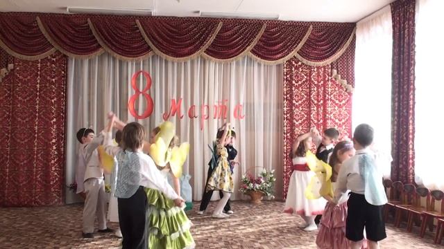 Танец жуков. Дюймовочка смотреть онлайн