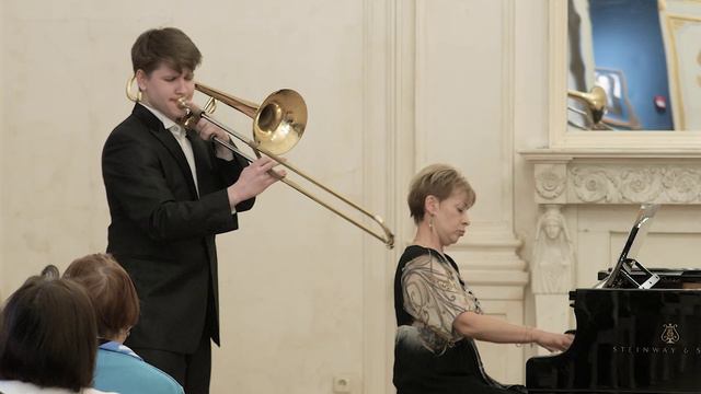 М.П. Мусоргский "Гопак" (переложение для тромбона и фортепиано Софьи Чернядьевой) смотреть онлайн