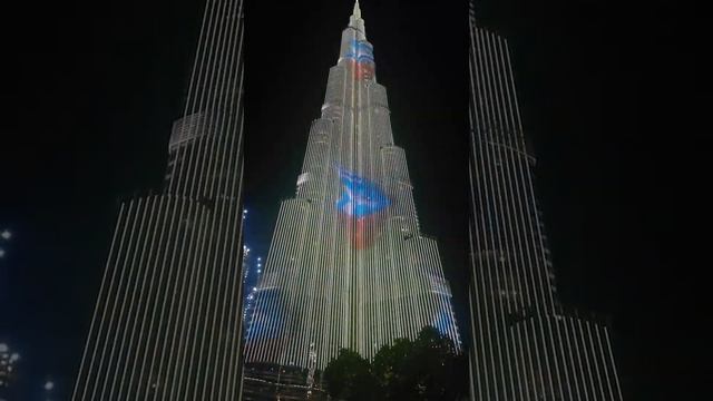 Бурдж Халифа подсветка небоскреба 2020г смотреть онлайн