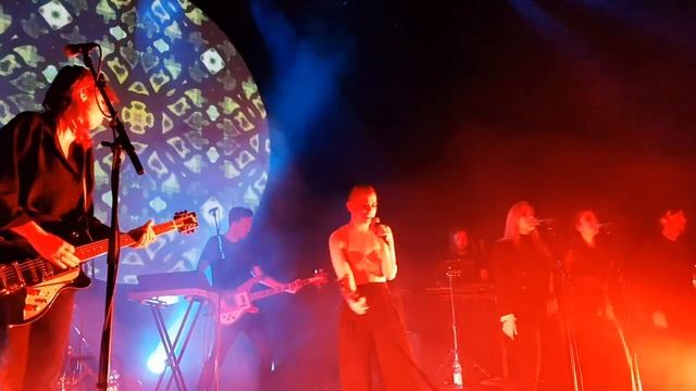 Sharon Kovacs in Dordrecht смотреть онлайн