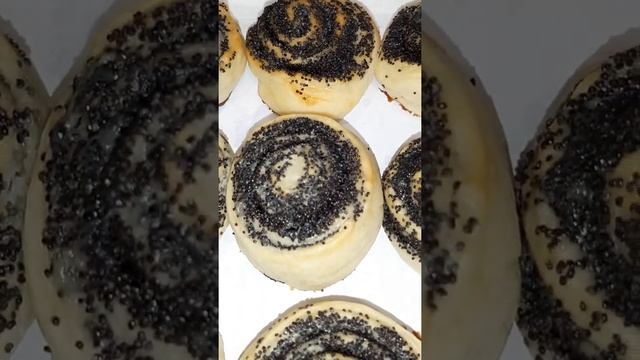 Булочки с маком смотреть онлайн