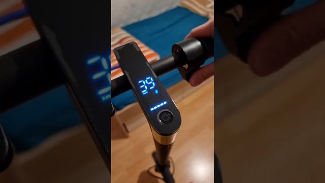 Xiaomi Mi Scooter 3 speedhack. tutorial in the description or comments смотреть онлайн