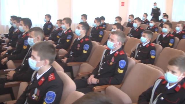 В Кропоткинском казачьем кадетском корпусе им. Г. Трошева открыли уникальный класс криминалистики. смотреть онлайн