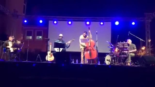 Fatte Fa a Foto смотреть онлайн