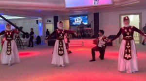 Ансамбль Звартноц танец Шалахо