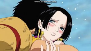 Луффи обнял Хэнкок