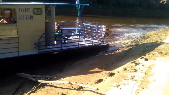 Наезд гидроколонкой на мель смотреть онлайн