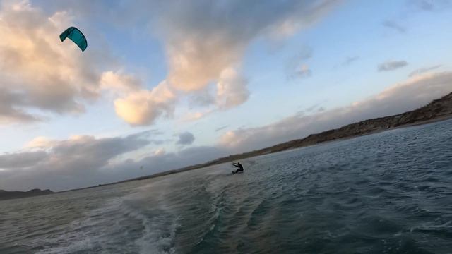 Core XR7 & North Orbit - Big Air Kiteboarding New Zealand смотреть онлайн