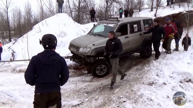 УАЗ или Нива. Кто всё таки лучший? смотреть онлайн