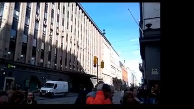 Hight class street music in Helsinki. Питерские музыканты в Хельсинки. смотреть онлайн