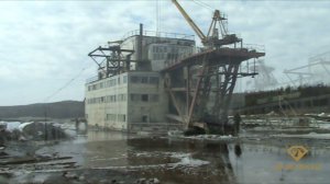 Запуск драги для добычи золота весной. Добыча золота драгой. Драга после зимы. Шлюзы на драге