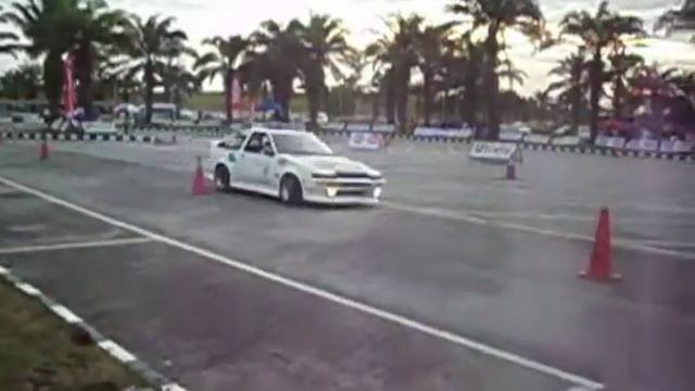 Gymkhana Toyota Corolla AE-86 смотреть онлайн