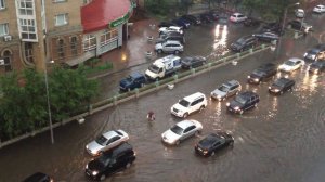 Потоп в Тюмени после сильного ливня