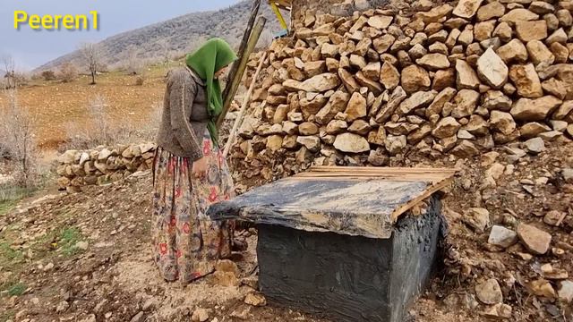 A Strong And Skillful Woman: The Story Of Repairing A Mountain House By A Single Nomadic Woman2024