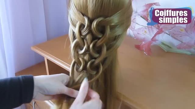 ? Tuto coiffure facile et rapide cheveux long /mi long ? Сoiffure tresse simple смотреть онлайн