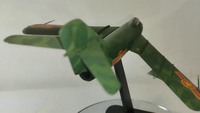 MIG 17 1/48