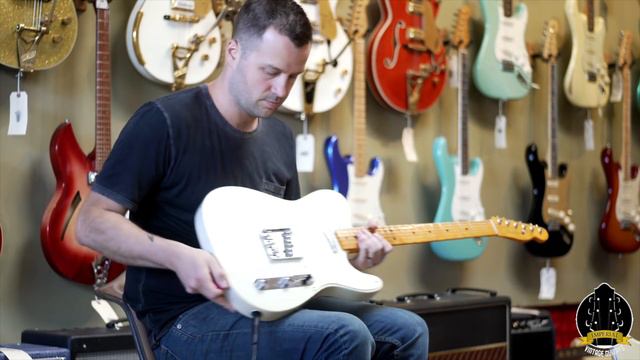 1958 Fender Telecaster vs 1950's Fender Telecaster Reissue смотреть онлайн