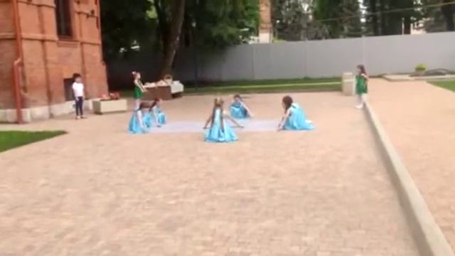 ВОСПИТАННИКИ ДЕТСКОГО САДА ВЫСТУПИЛИ ПЕРЕД ПРИХОЖАНАМИ ВЛАДИМИРСКОГО ХРАМА