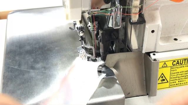 Как подвинуть ножи на оверлоке. смотреть онлайн