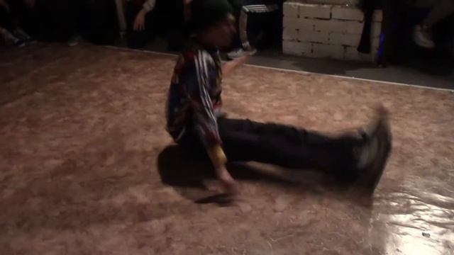 Yo! Shaolin Break! Happy B-Day Ghetto Kid смотреть онлайн