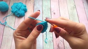 Как вязать прибавки в игрушках амигуруми. Урок вязания крючком для начинающих.