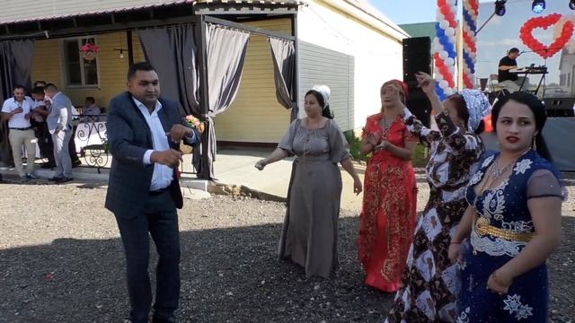 Свадьба Тиграна и Анюты 3 смотреть онлайн
