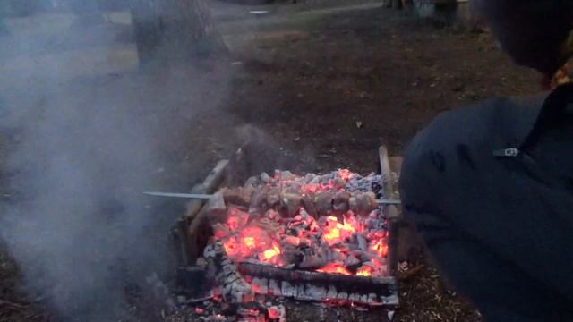 шашлык из свиной лопатки. смотреть онлайн