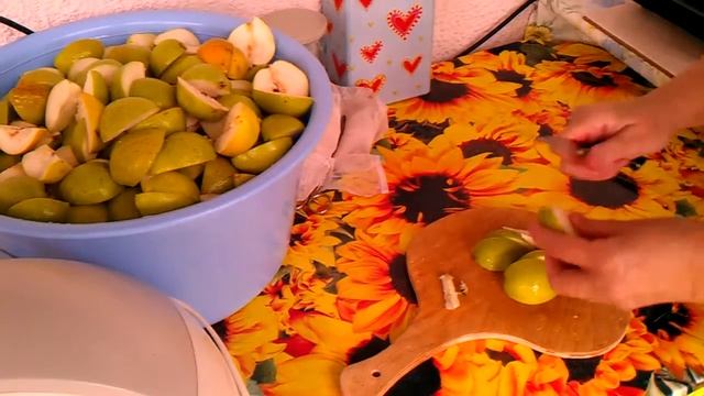 Фруктовый сок прямого отжима с мякотью: часть 1 смотреть онлайн