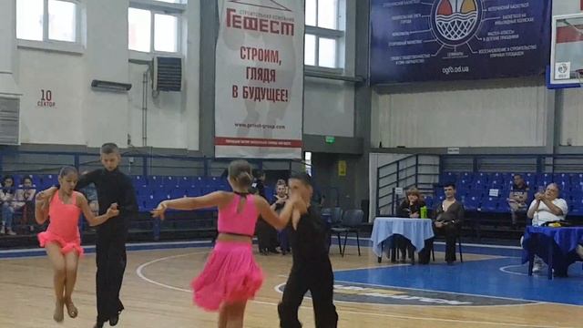 Кубок Одессы 2018 Алексей и Вика - Юниоры 1 - Джайв смотреть онлайн