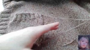 Вязание. Кардиган спицами. Пришиваем накладной карман.