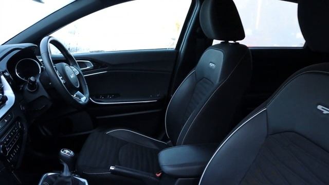 Kia Ceed 1.5 T-GDi ISG GT-LINE - VN23 WXA смотреть онлайн