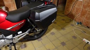 Yamaha YBR 125 . Как смотрятся на Ямахе кофры, бугель, дуги, навигатор и новая "морда" ?