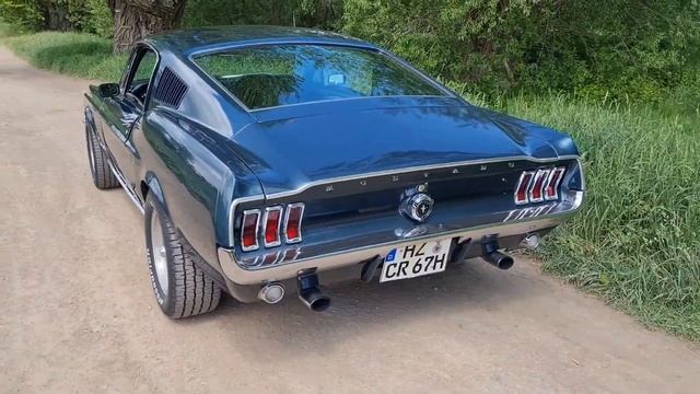 1967 Ford Mustang Fastback | Exhaust Sound смотреть онлайн
