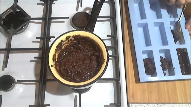 ТВОРОЖНЫЕ СЫРКИ. ДОМАШНИЙ РЕЦЕПТ СЫРКОВ В ШОКОЛАДЕ С ИЗЮМОМ. смотреть онлайн