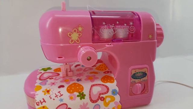 Детская игрушка швейная машинка. смотреть онлайн