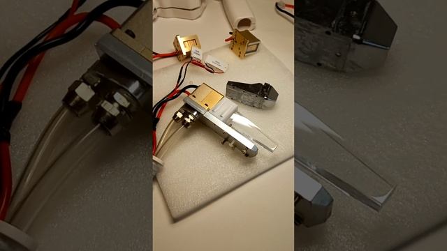 Элементы Пельтье в ручке диодного лазера ADSS Fg2000b. Если не охлаждается наконечник в лазере