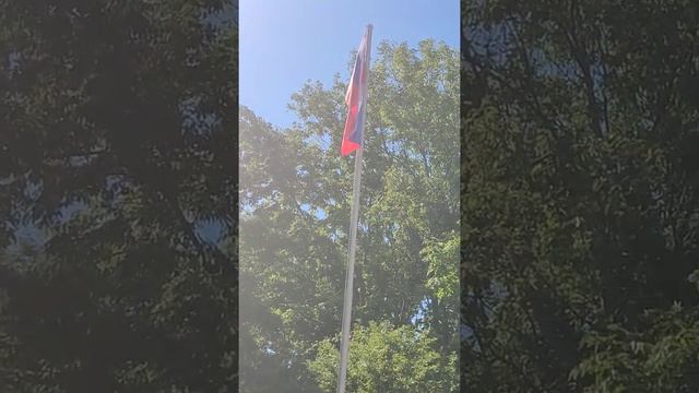 С 1 сентября! Гимн России в п. Тавричанка Приморский край. МБОУ СОШ N5 01.09.2022 10:53