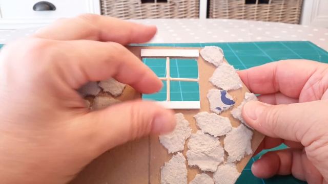 DIY МИНИАТЮРНЫЙ ДОМИК ИЗ НЕНУЖНОГО КАРТОНА | Поделка из картона... смотреть онлайн