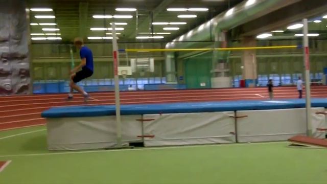 Scissors 205cm + High Jump 228cm - смотреть онлайн