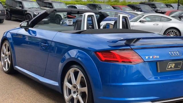 Redline: Audi TT RS 2.5 TFSI Roadster S Tronic quattro Euro 6 (s/s) 2dr - LY66 LDF смотреть онлайн