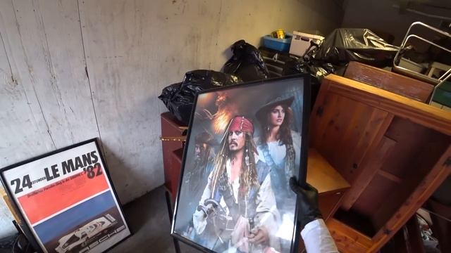 Золото и серебро было даже в мусорных пакетах. Склад за $2700. смотреть онлайн