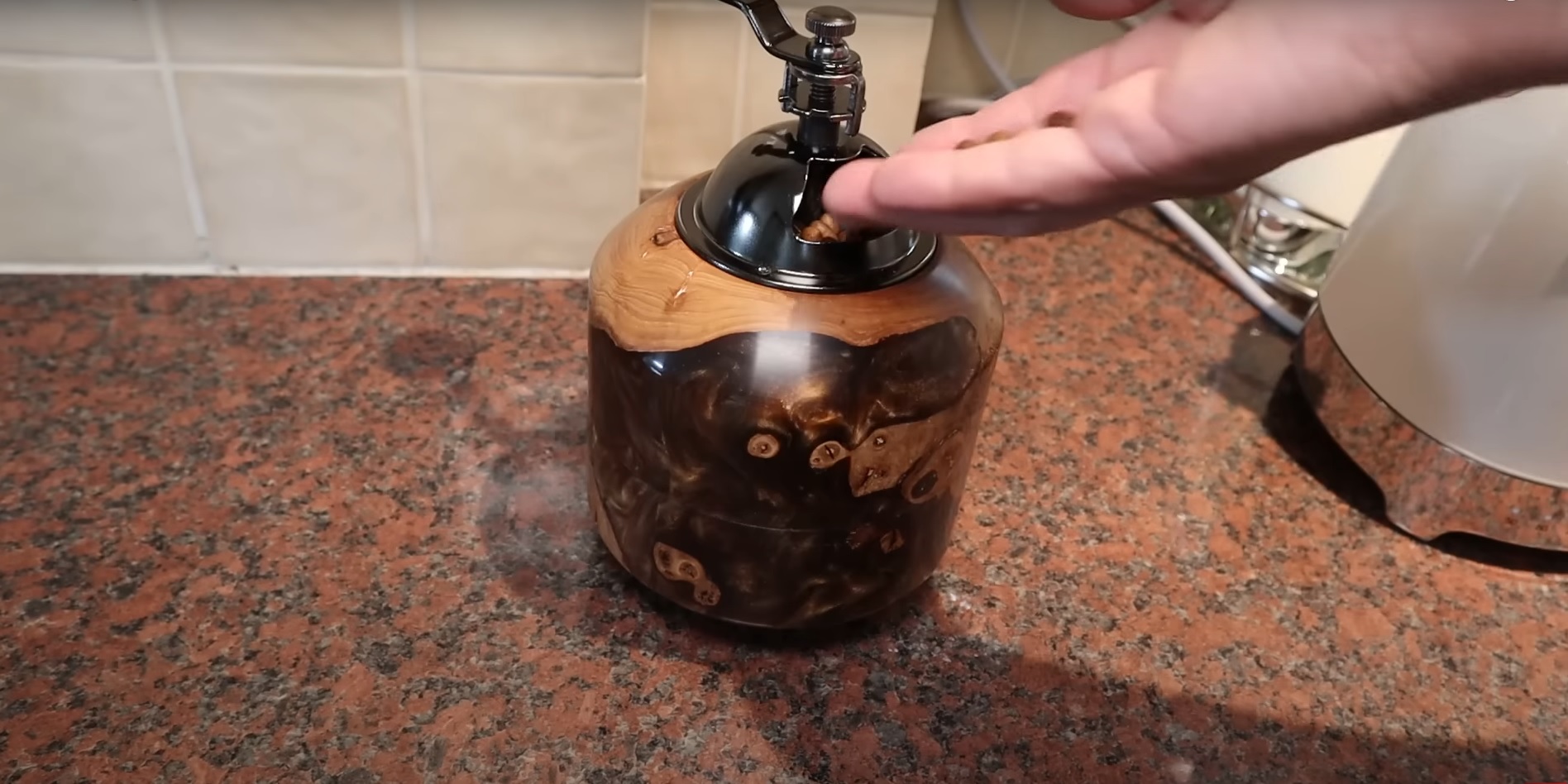Кофемолка Своими Руками!!! DIY смотреть онлайн