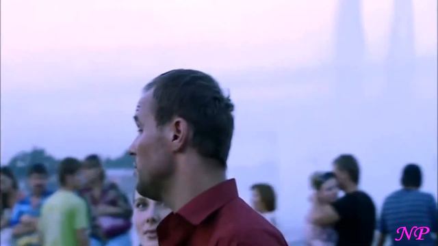 М.Коренева и Е.Якушенко - ПРОВОЖАЮ ЖЕНЩИНУ смотреть онлайн