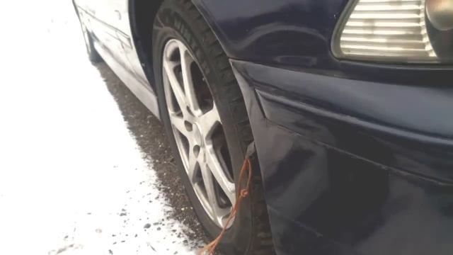 Как открыть авто, когда сел аккумулятор, на примере BMW?! (другие модели и марки авто аналогично) смотреть онлайн