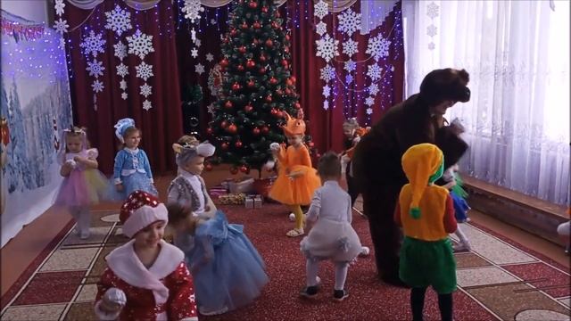 Новогодний утренник 2-я младшая группа смотреть онлайн