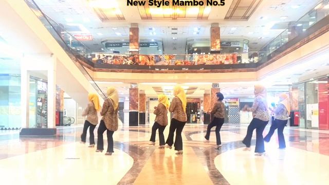 New Style Mambo No.5 | LINE DANCE | October 2022 | Demo by Alaia смотреть онлайн
