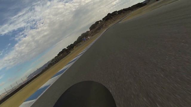 Team Icon Brammo's Shane Turpin sets new ReFuel EV lap record (another view) смотреть онлайн