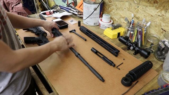 Free Floating Hand Guard AR-15 (Simple Install Guide) смотреть онлайн